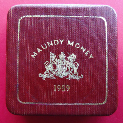1959 maundy set case