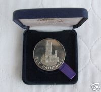 1987 Ely Cathedral medallion